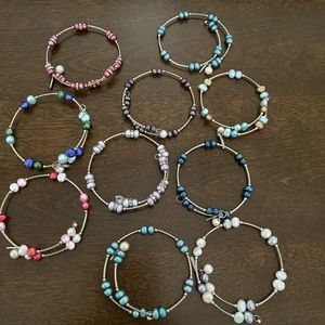 SET of 10 Vantel Pearl wrap bracelet